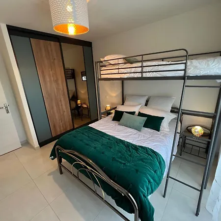 Semesterbostad Chez Louise